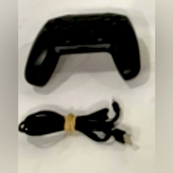 SteelSeries Stratus Duo Wireless Gaming Controller - Picture 4 of 4